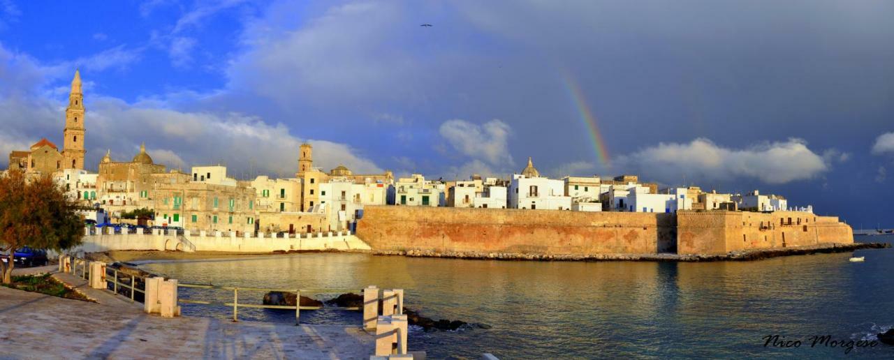 Casa Vacanze Antiche Mura E Poi Monopoli Exterior foto